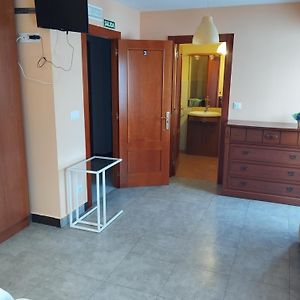 Habitación con 2 Camas Individuales